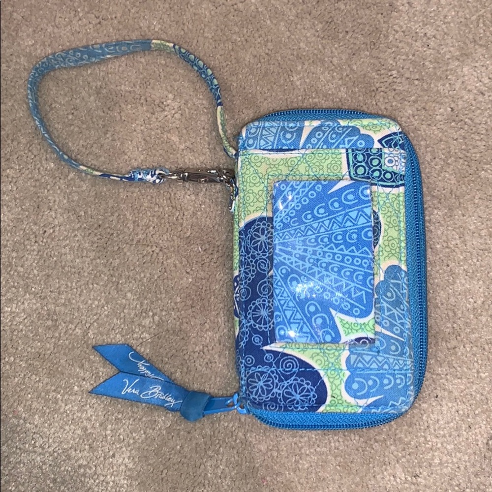 Small Vera Bradley Wristlet/Wallet 💙💚